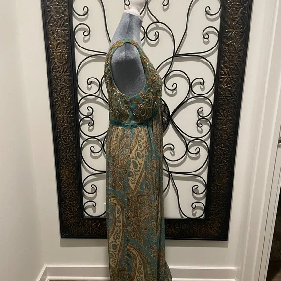 Anthropologie Green and Gold Paisley Print Maxi Dress Size  8 - Picture 2 of 3
